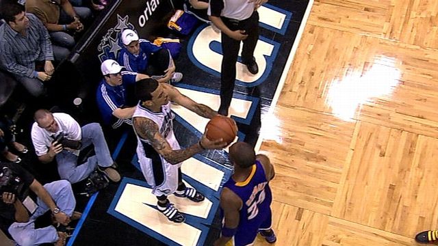 Gif Of Kobe Bryant Not Flinching Debunked