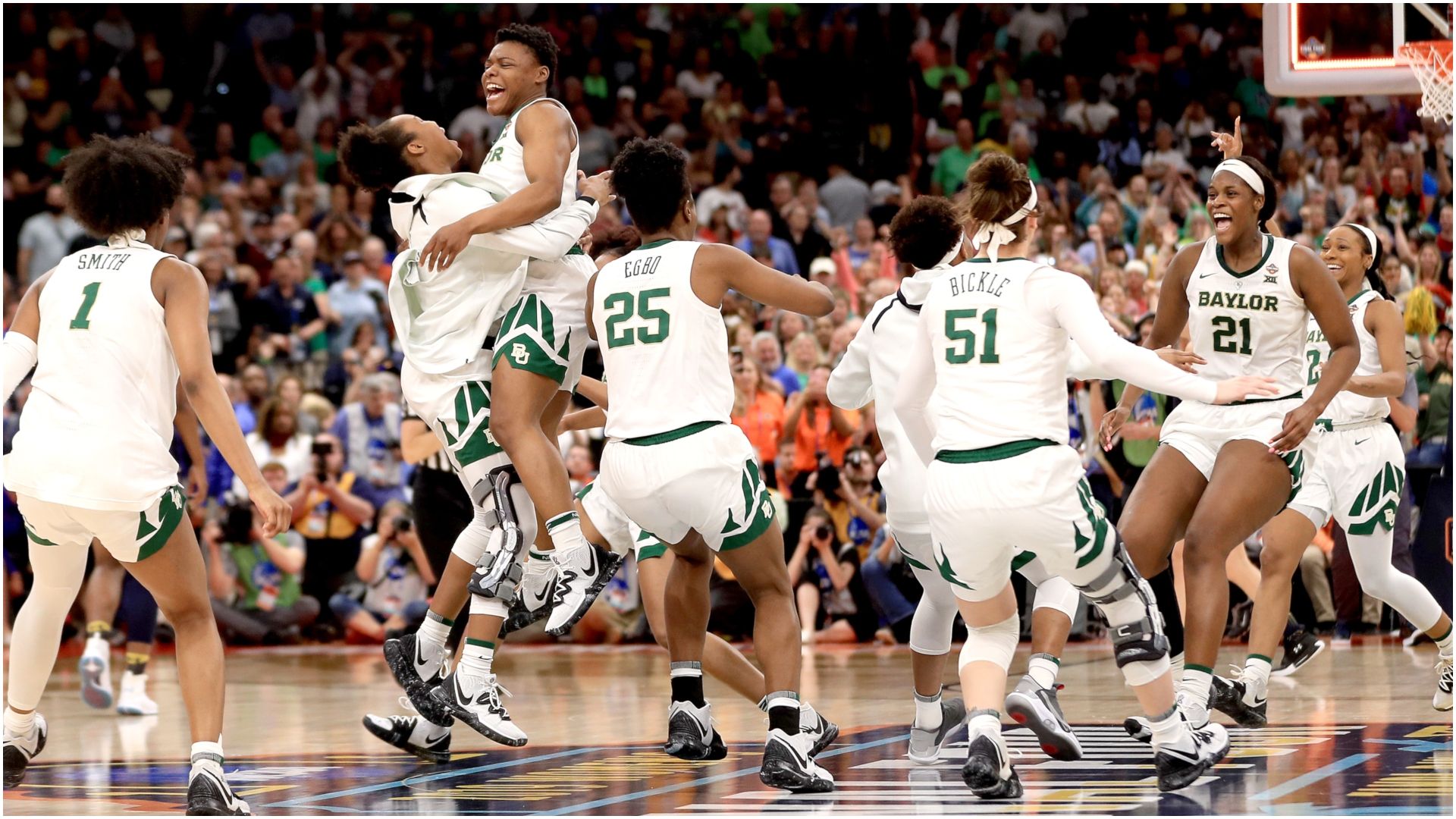 Baylor holds off Notre Dame's comeback to win championship - ESPN Video1920 x 1080