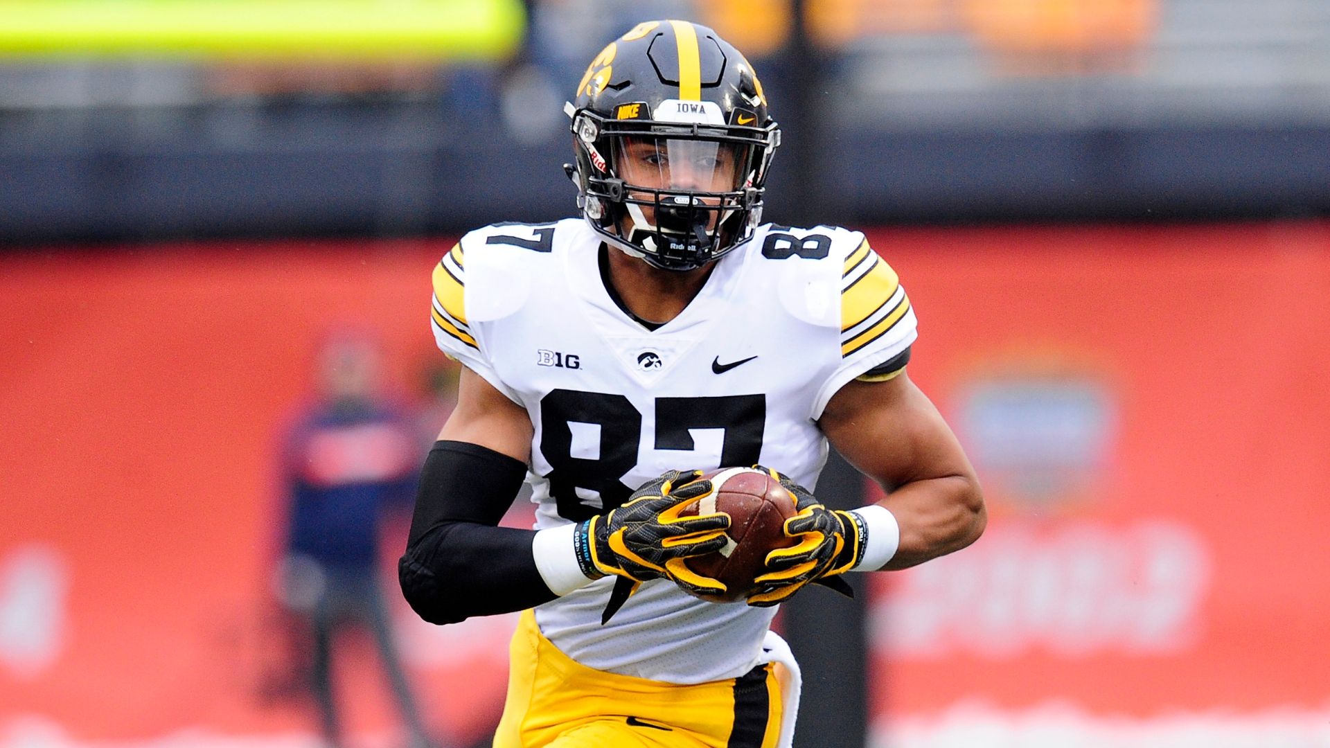 Prospect Profile: Iowa Tight End Noah Fant