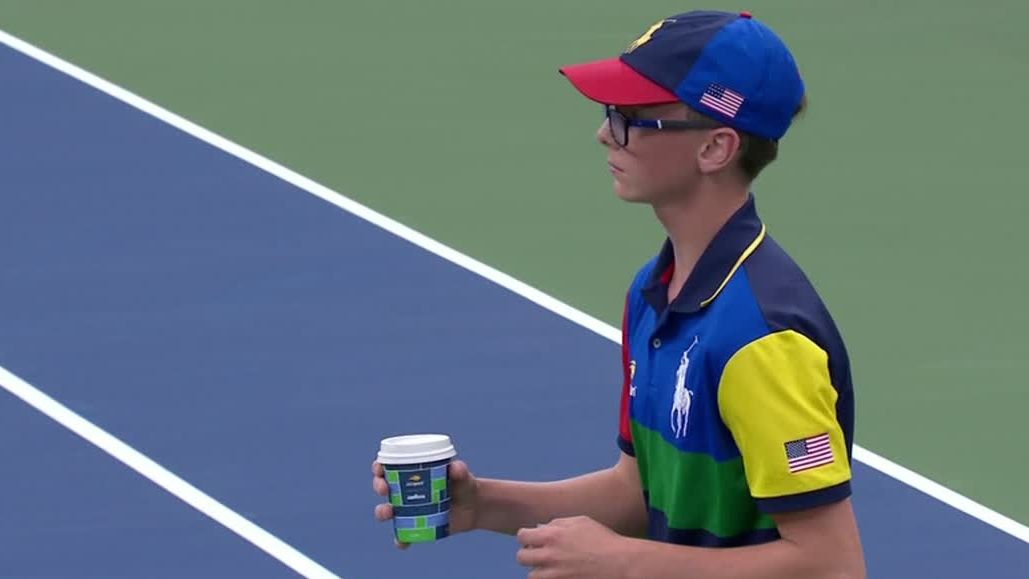 Ball Boy Tries To Deliver Coffee To Venus Espn Video Ball Boy Tries To Deliver Coffee To Venus Espn Video