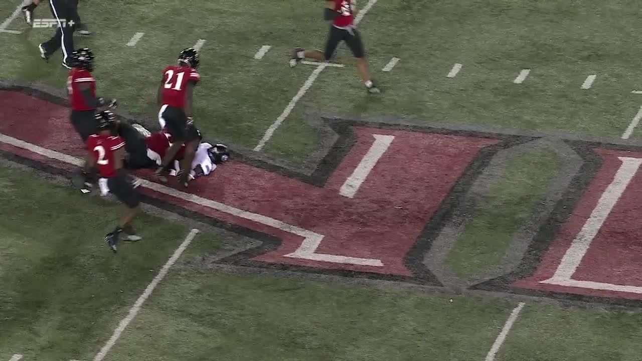 jaelin-benefield-breaks-off-15-yard-carry-espn-video