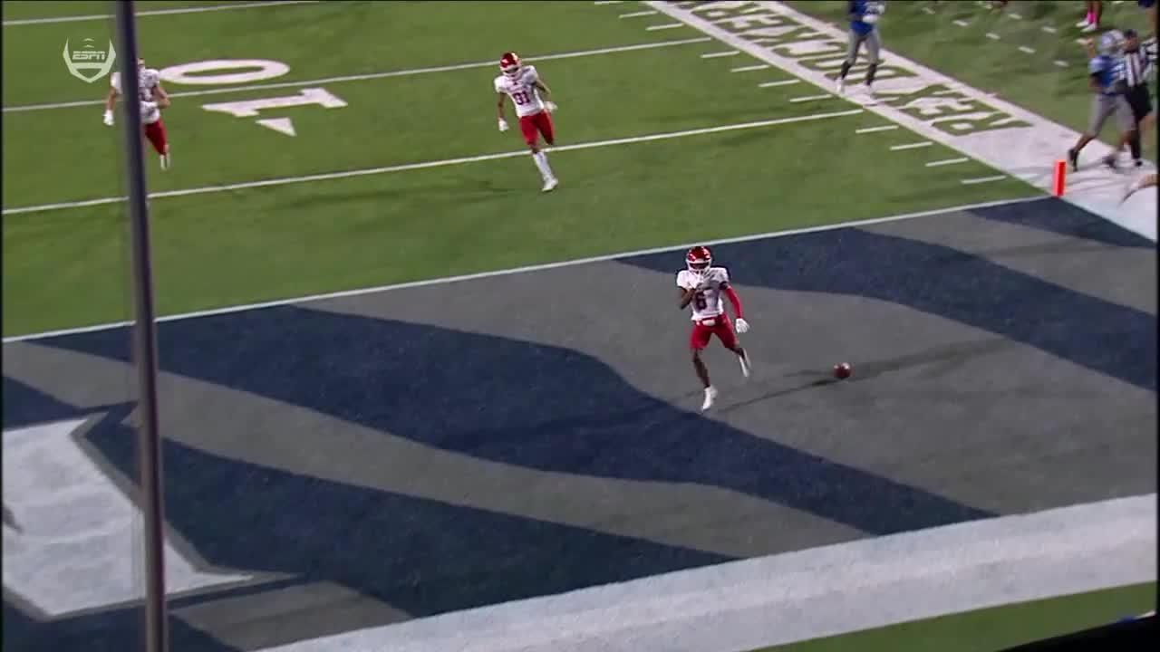 Jayce Rogers takes stellar 100yard kickoff return to the house for