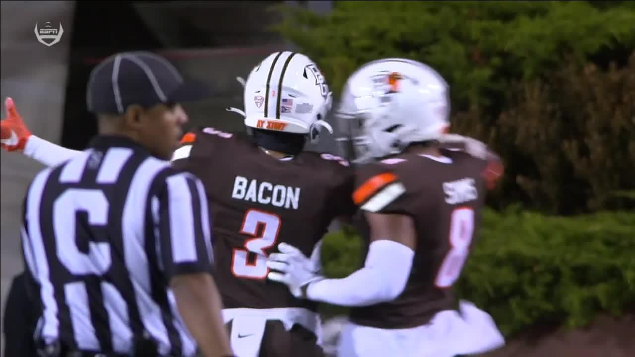 Chris Bacon makes timely interception vs. Western Michigan - ESPN Video