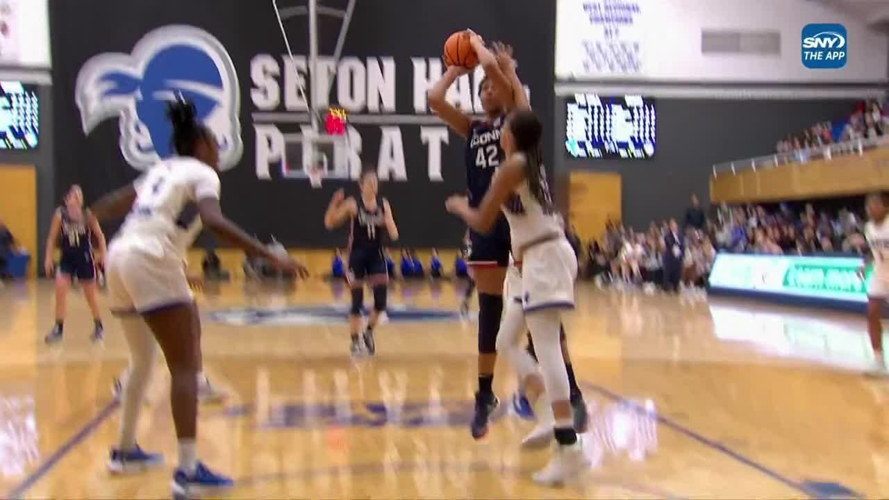 Amari Deberry Flips In And 1 For Uconn Espn Video