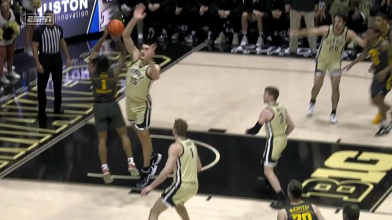 Edey sends Ulis' shot out of bounds ESPN Video