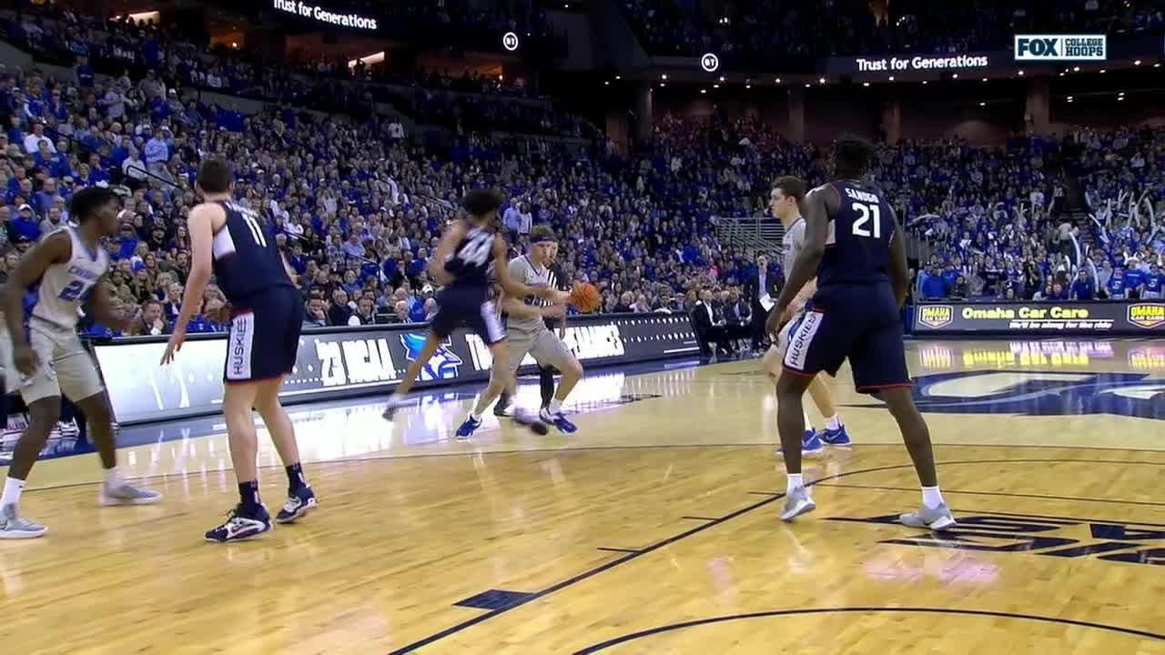 Baylor Scheierman drops in smooth layup - ESPN Video