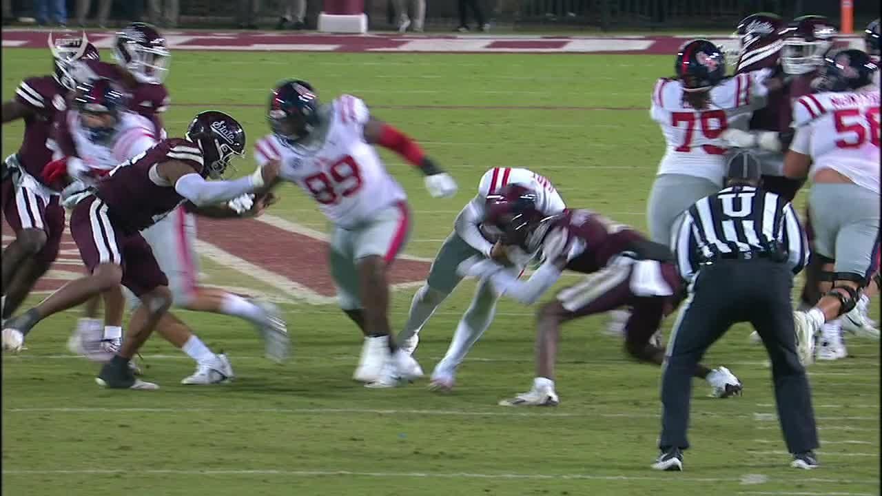 Jaxson Dart trucks a Miss State defender for game-sealing 1st down ...