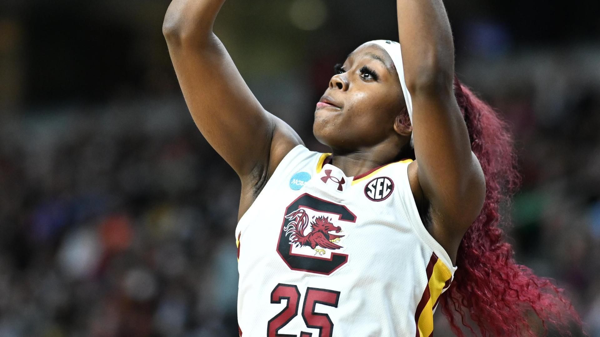 South Carolina's big 3 from Raven Johnson seals close win vs. Indiana