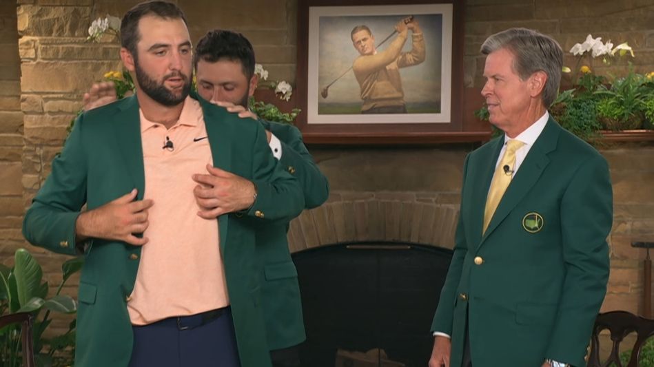 Scottie Scheffler receives second green jacket after Masters win - ESPN ...