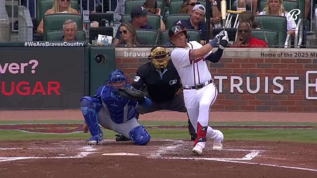 Gio Urshela hits a solo HR to pull one back for the Braves ESPN Video