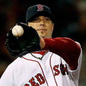 Red Sox: Josh Beckett glad to have played in tough Boston market