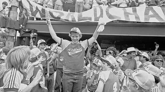 Taiwan looks tough at Little League World Series with star Fan