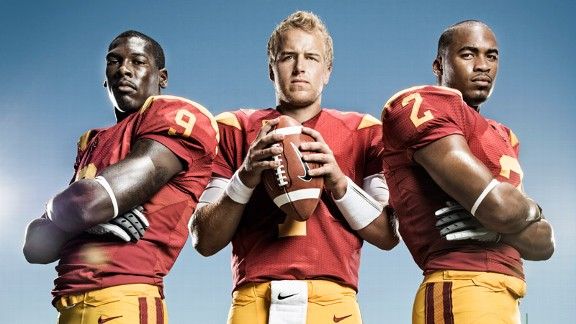 Matt Barkley, USC quarterback, will remain in school 