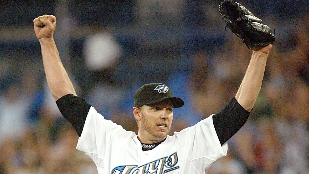 Toronto Blue Jays will retire Roy Halladay's number on opening day