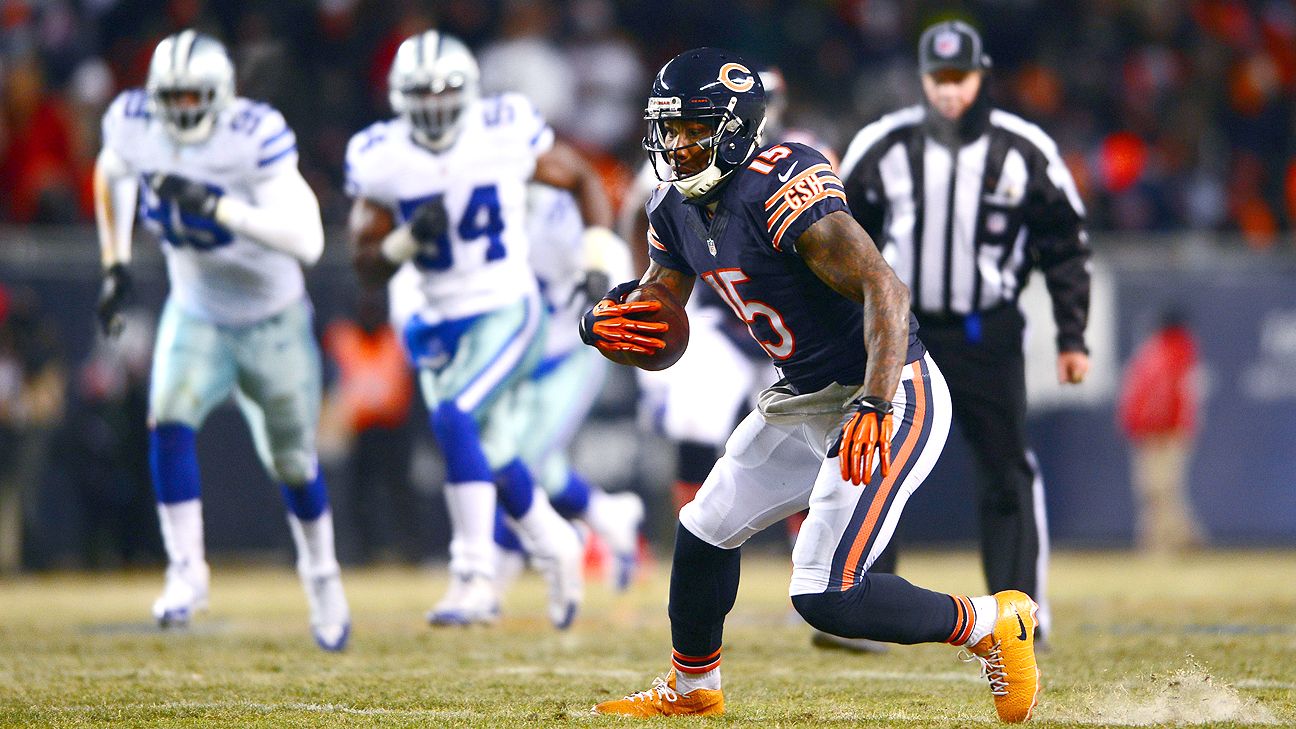 Chicago Bears Brandon Marshall fined for wearing orange cleats - ESPN