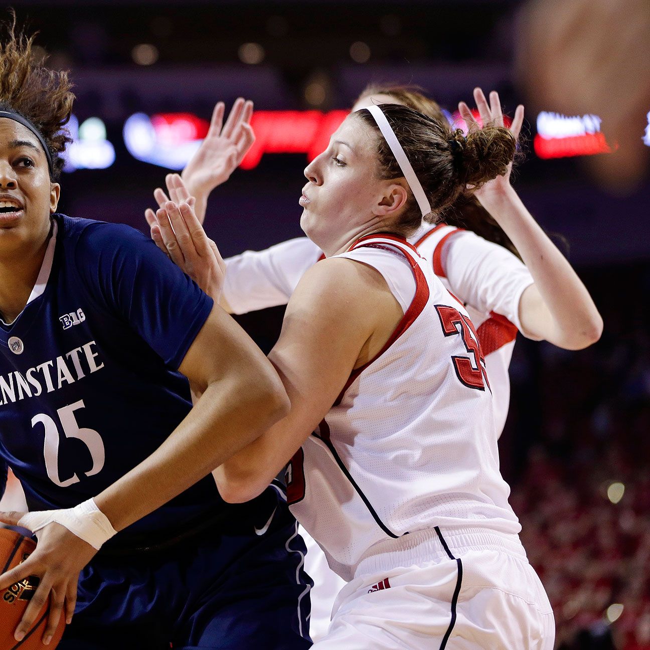 Women's college basketball - Nebraska Cornhuskers crush Penn State Lady Lions1296 x 1296