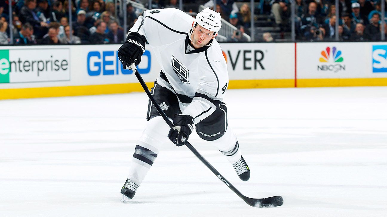 Robyn Ragehr Robyn Regehr of Los Angeles Kings expected back for Game 2 of Stanley ...
