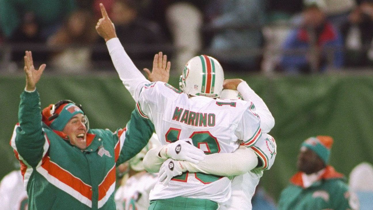 Marino Fake Spike Miami Dolphins vs. New York Jets (Week 13, 1994