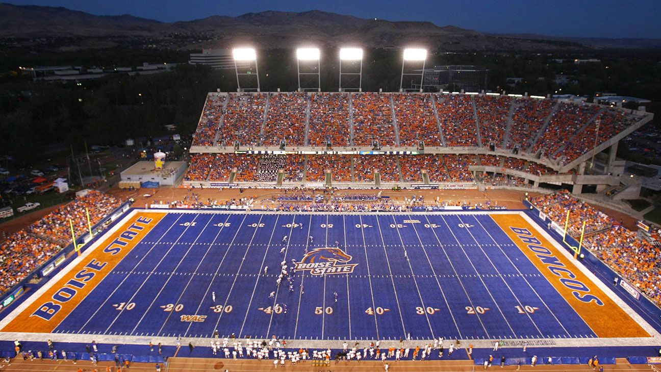 Mountain West asks NCAA to kill ban on all-blue Boise State