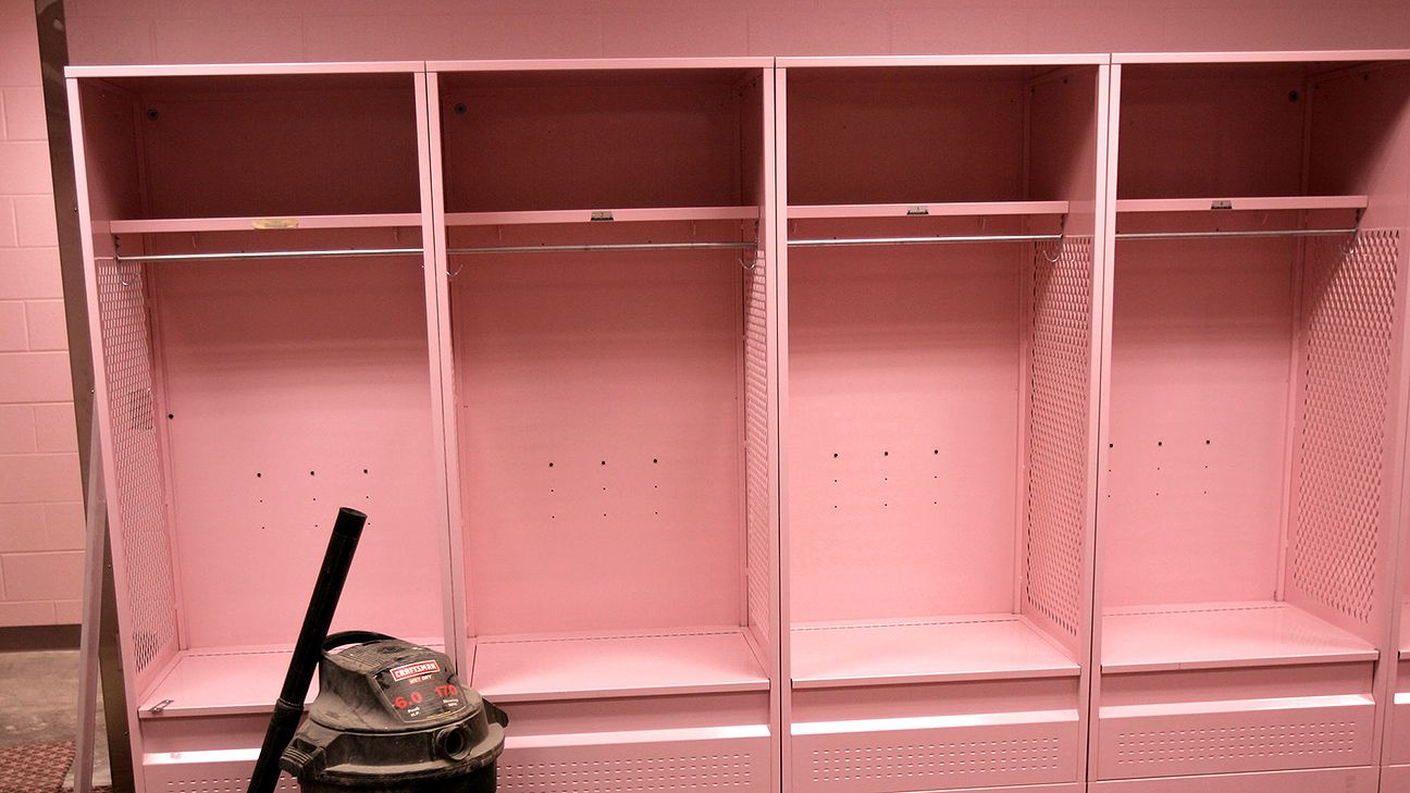 Visiting Locker Rooms In College Football Arent Nice For A