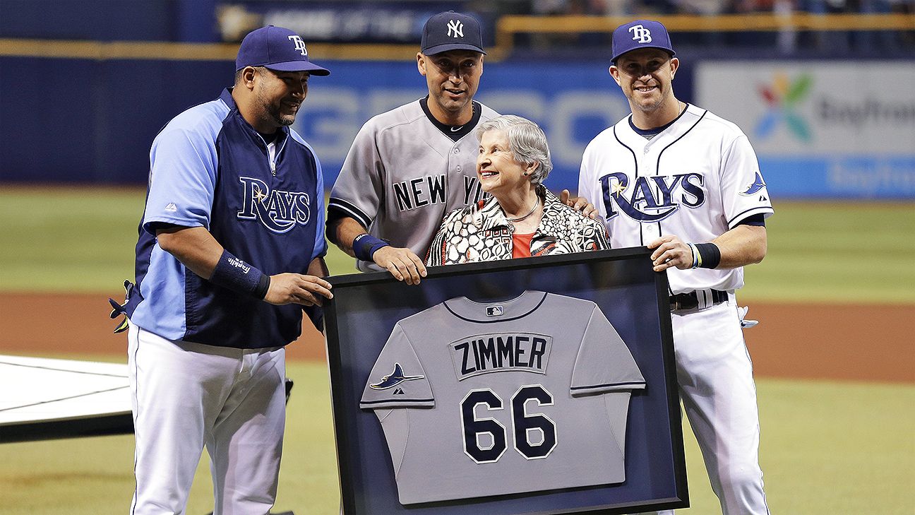 Rays present Derek Jeter with framed Don Zimmer jersey