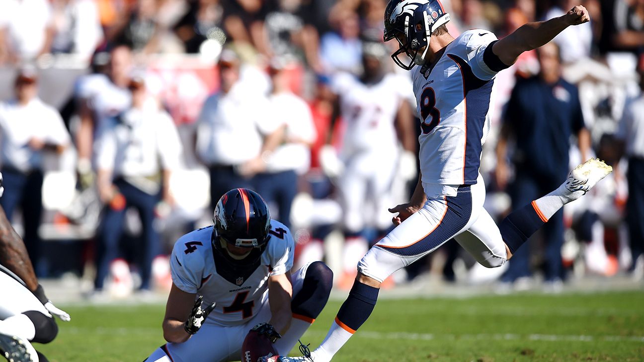 Chicago Bears waive Connor Barth, sign kicker Cairo Santos 