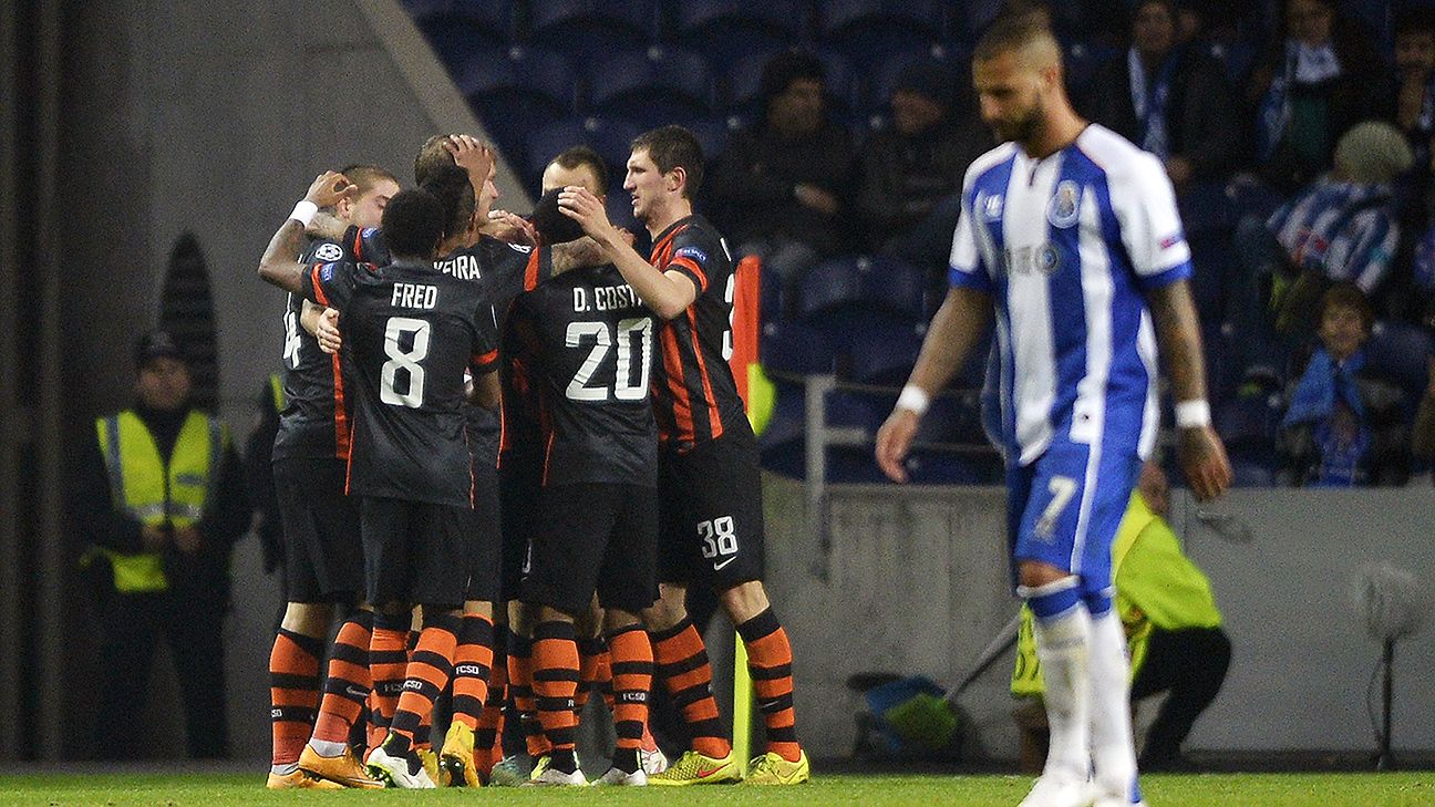 Fifa 2011 обложка. Шахтер юбилей футбол. Шахтер валенсия. Шахтер порту обзор. Шахтер порту обзор.