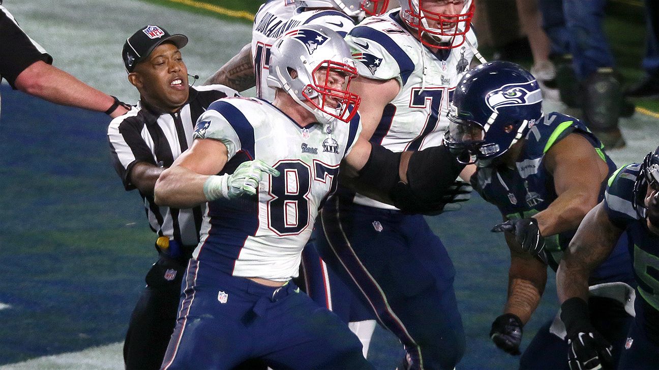 New England Patriots' Rob Gronkowski got his jersey number wrong