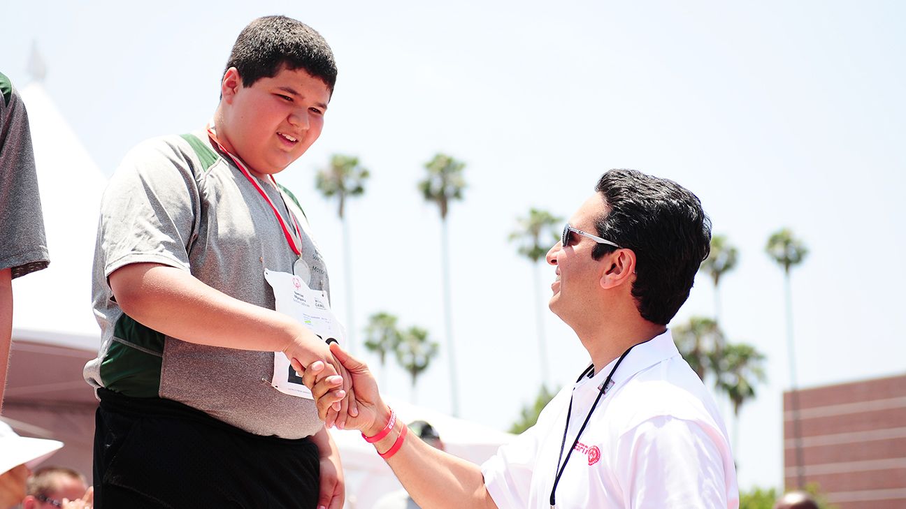 Special Olympics World Game -- Athletes, celebrities show support via ...