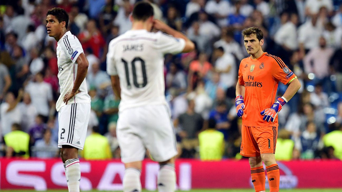 Real Madrid's Kaka during the Spanish First League Soccer Match, FC  Barcelona vs Real Madrid at Nou Camp stadium in Barcelona, Spain on  November 29, 2009. Barcelona won 1-0. Photo by Christian