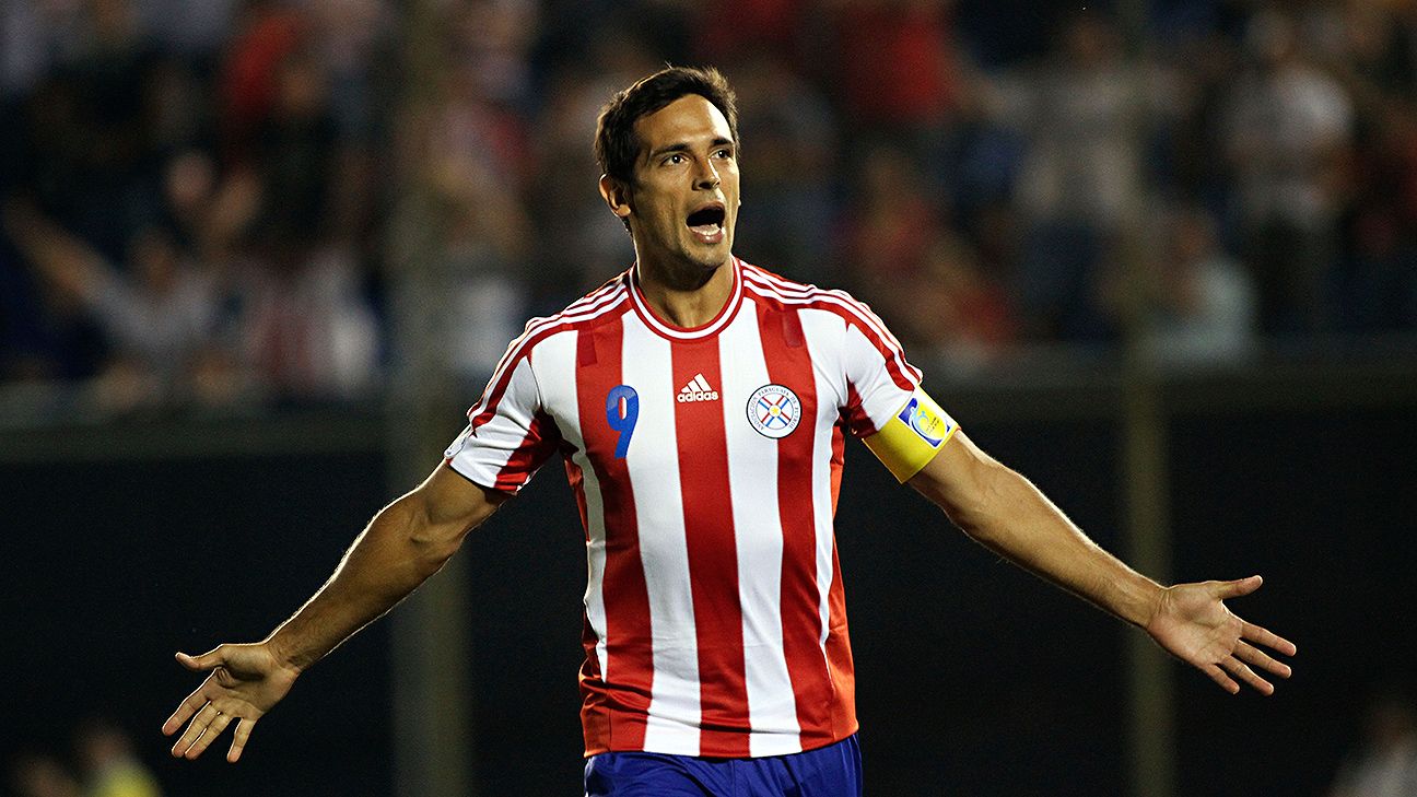 Paraguay S Roque Santa Cruz Retiring From International Competition