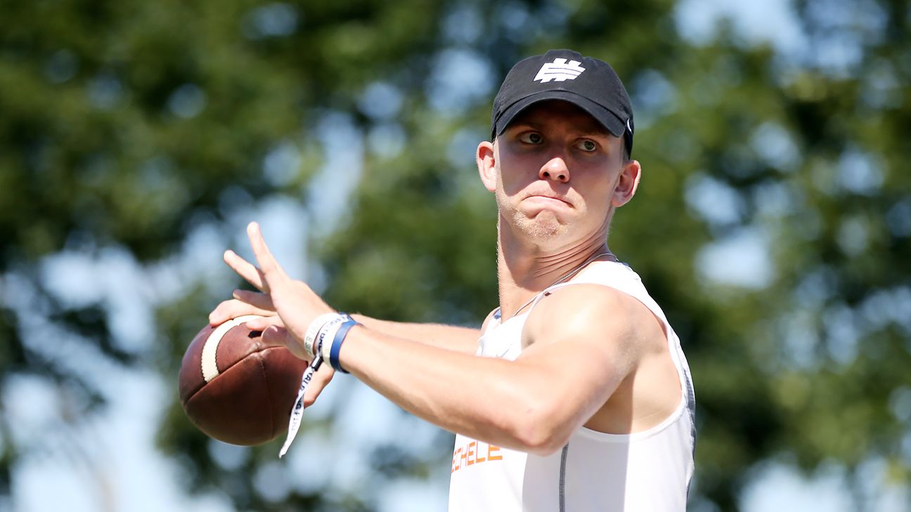 Freshman QB Shane Buechele starts for Texas against Notre Dame