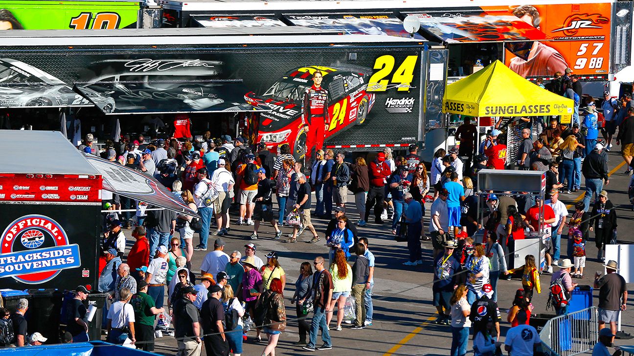 Fanatics revamping how it sells merchandise at NASCAR races