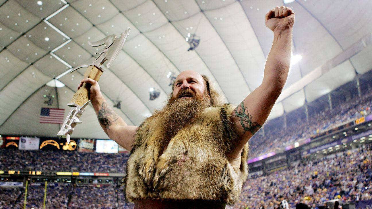 Ragnar says he thinks he'll be at Minnesota Vikings game Sunday