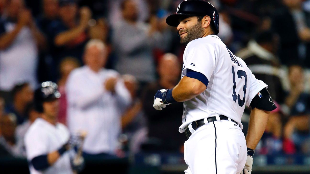 Alex Avila Autographed Detroit Tigers Jersey at 's Sports