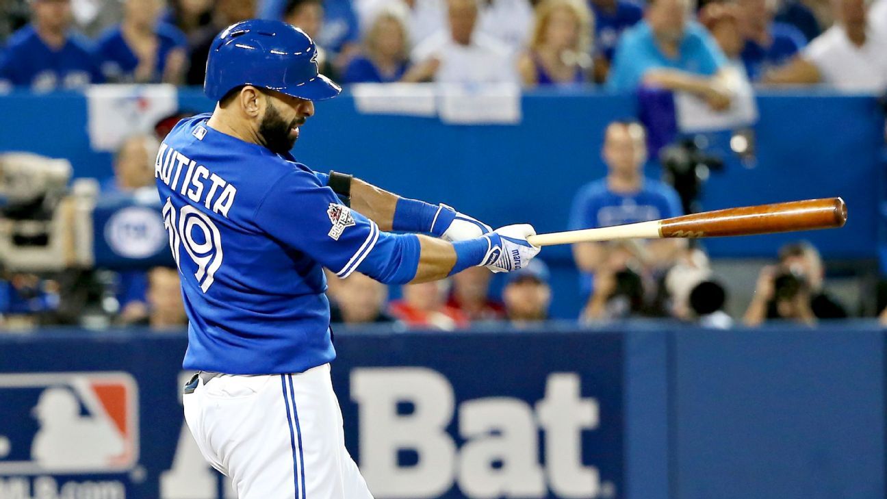 Slugger Jose Bautista, Braves agree to minor league deal