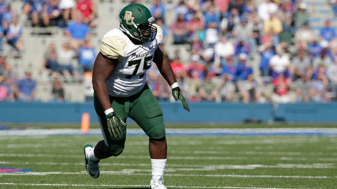 Raiders sign defensive tackle Andrew Billings from Cincinnati