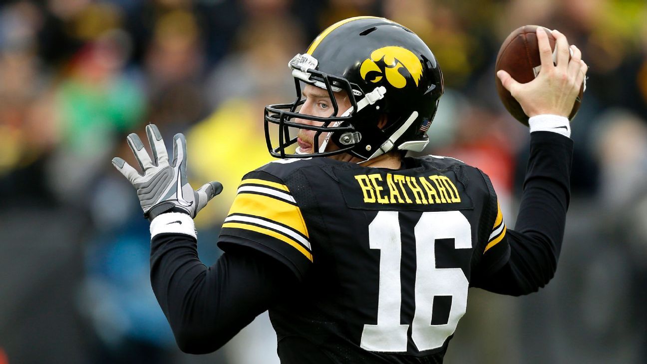 C.J. Beathard provides rock-solid leadership for No. 9 Iowa Hawkeyes - ESPN  - College Football Nation Blog- ESPN