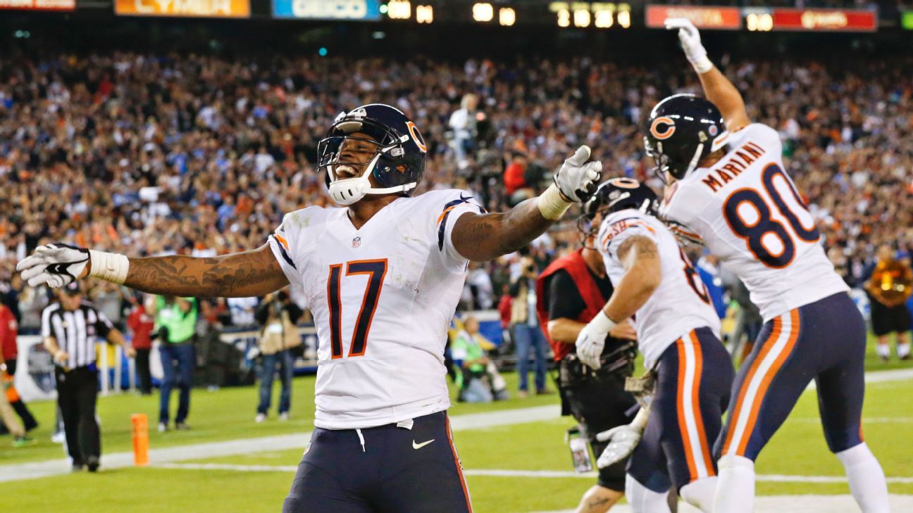 Alshon Jeffery #17  Chicago bears football, Chicago sports teams