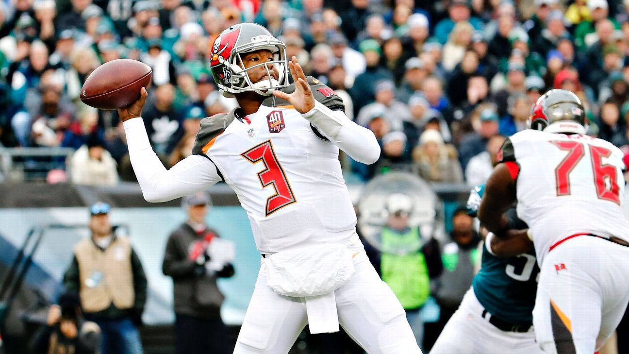 Winston tosses 5 TD passes, Bucs beat Eagles 45-17