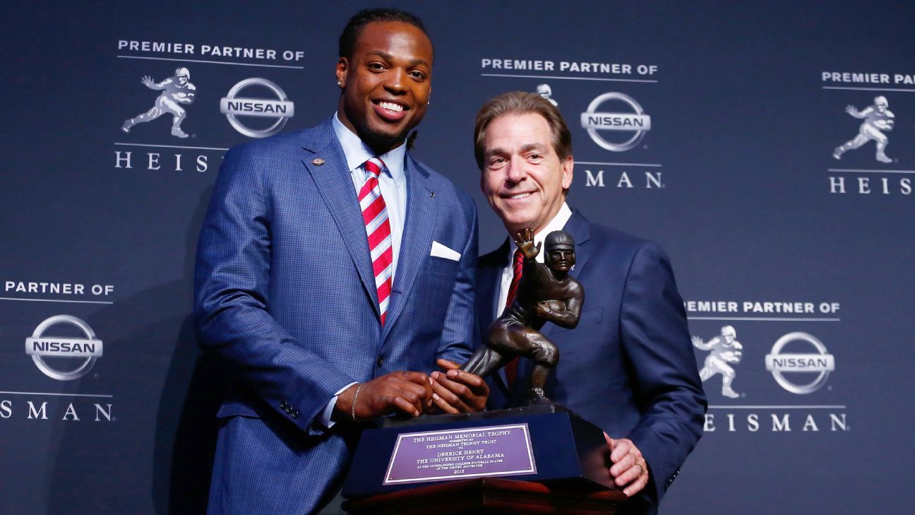 Derrick Henry ALABAMA CRIMSON TIDE Heisman Trophy autographed