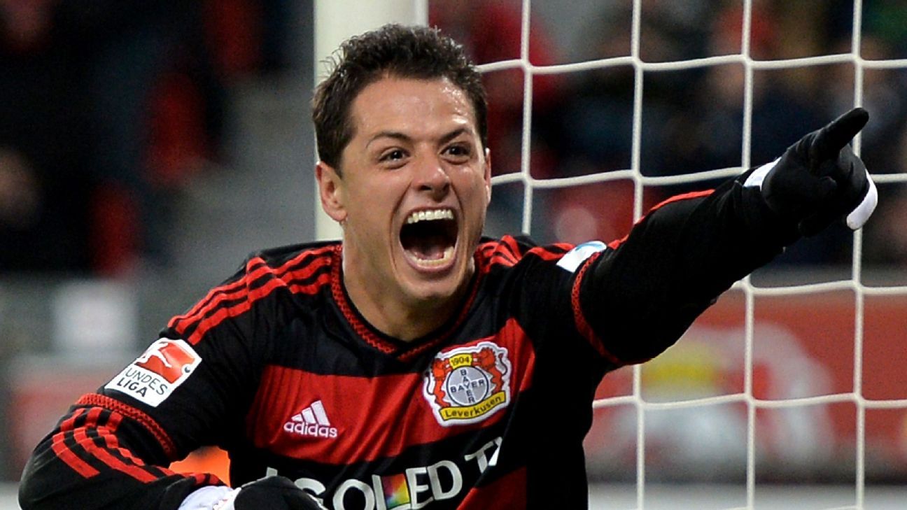 Chicharito impresses in Man Utd debut