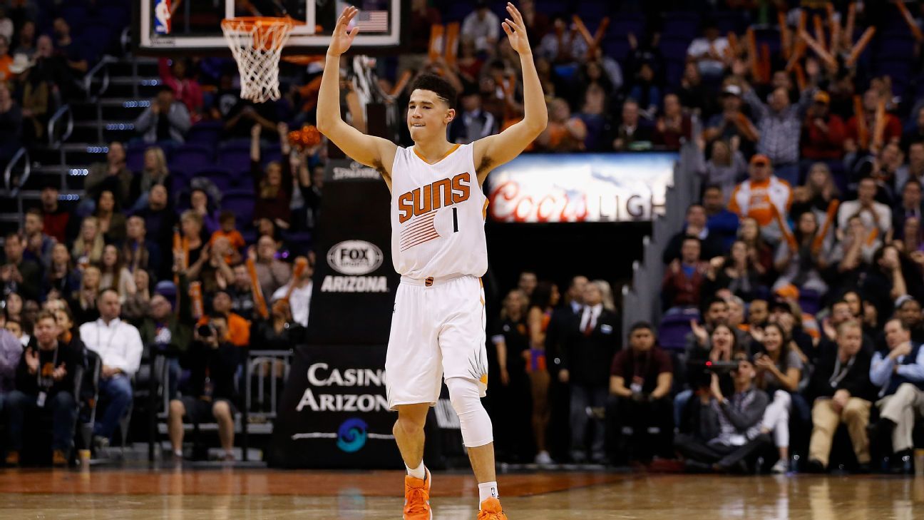 Will Devin Booker, Eric Bledsoe carry Suns to playoffs?