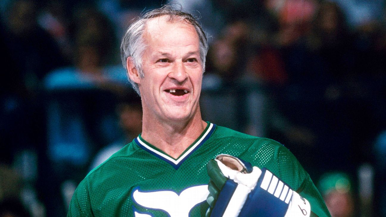 9 things you may not know about Gordie Howe