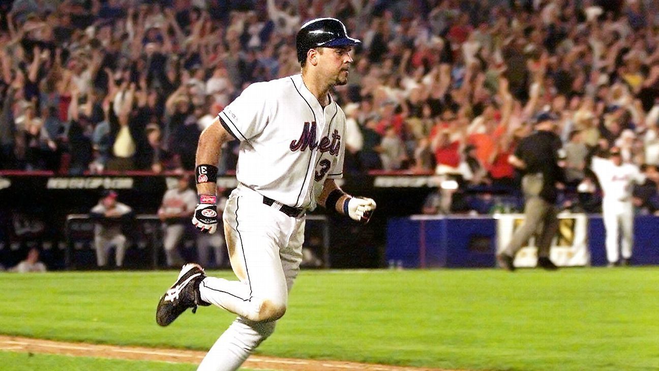 Mike Piazza's emotional post-9/11 home run