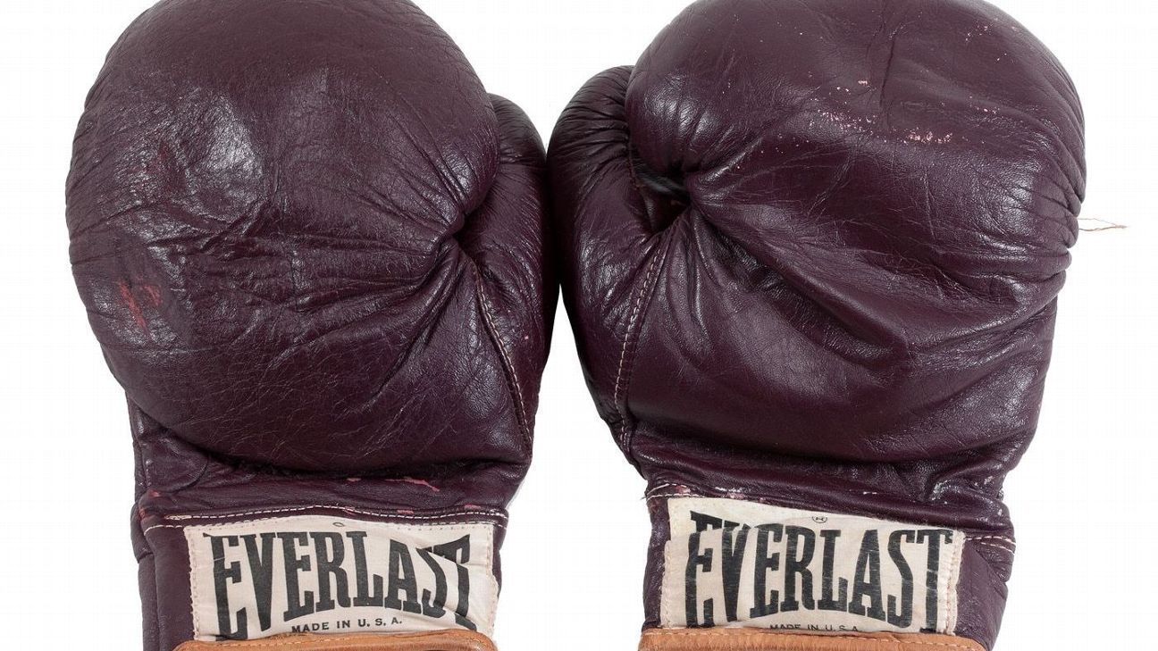 Muhammad Ali's gloves from 'Fight of the Century' sell for 606,375 ESPN