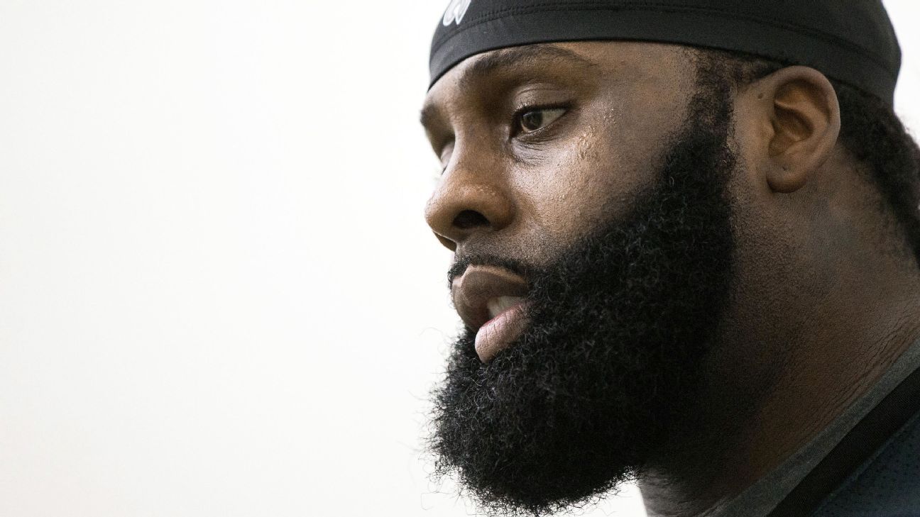 Chicago Bears offensive tackle Jason Peters (71) watches against the Detroit  Lions during an NFL football game in Detroit, Thursday, Nov. 25, 2021. (AP  Photo/Paul Sancya Stock Photo - Alamy