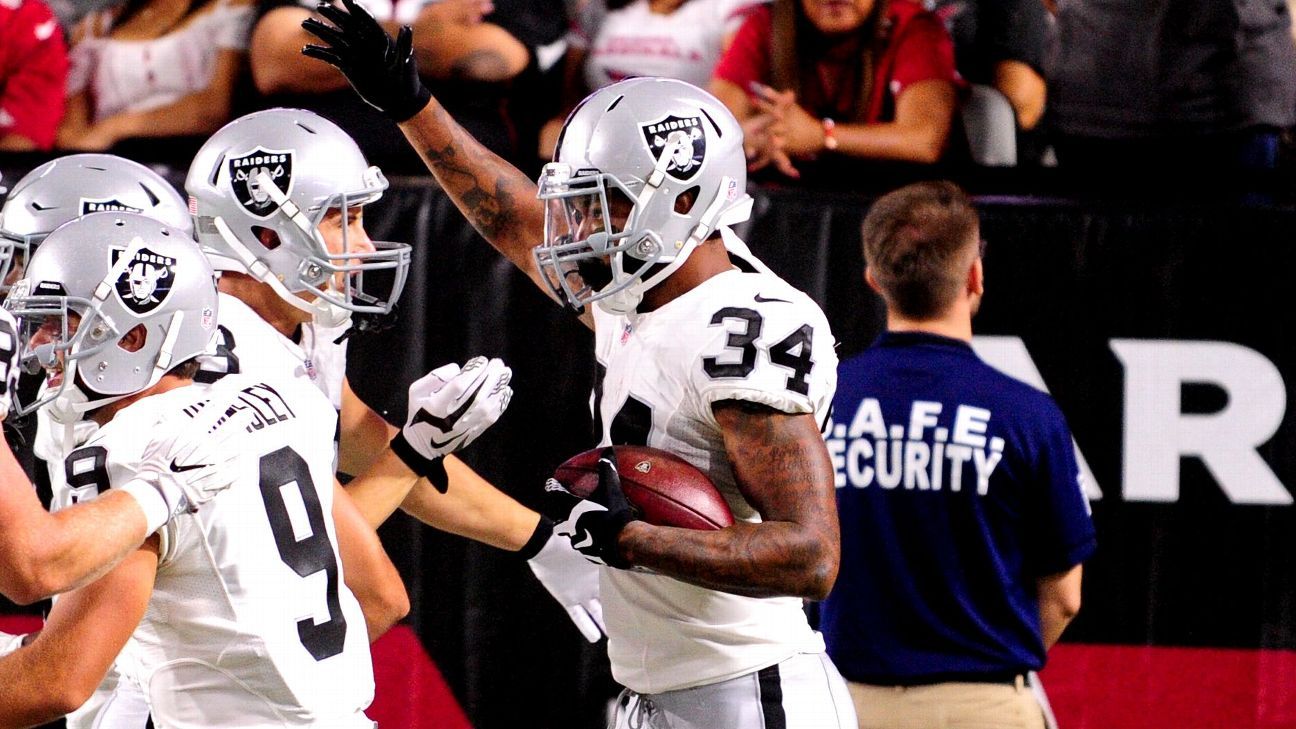 George Atkinson Jukes to the Outside for a 53-yard TD Run! (Preseason), Raiders vs. Cardinals