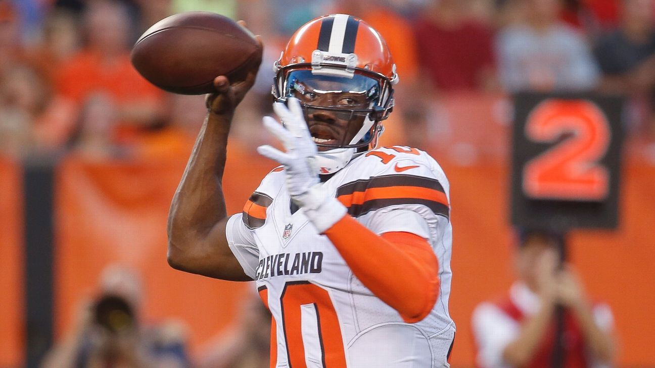 Robert Griffin III of Cleveland Browns in top form with TD passes of 50