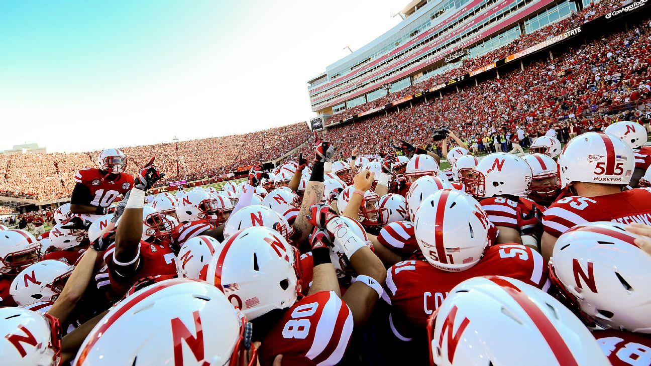 Generous donors help keep Nebraska Cornhuskers home game streak alive